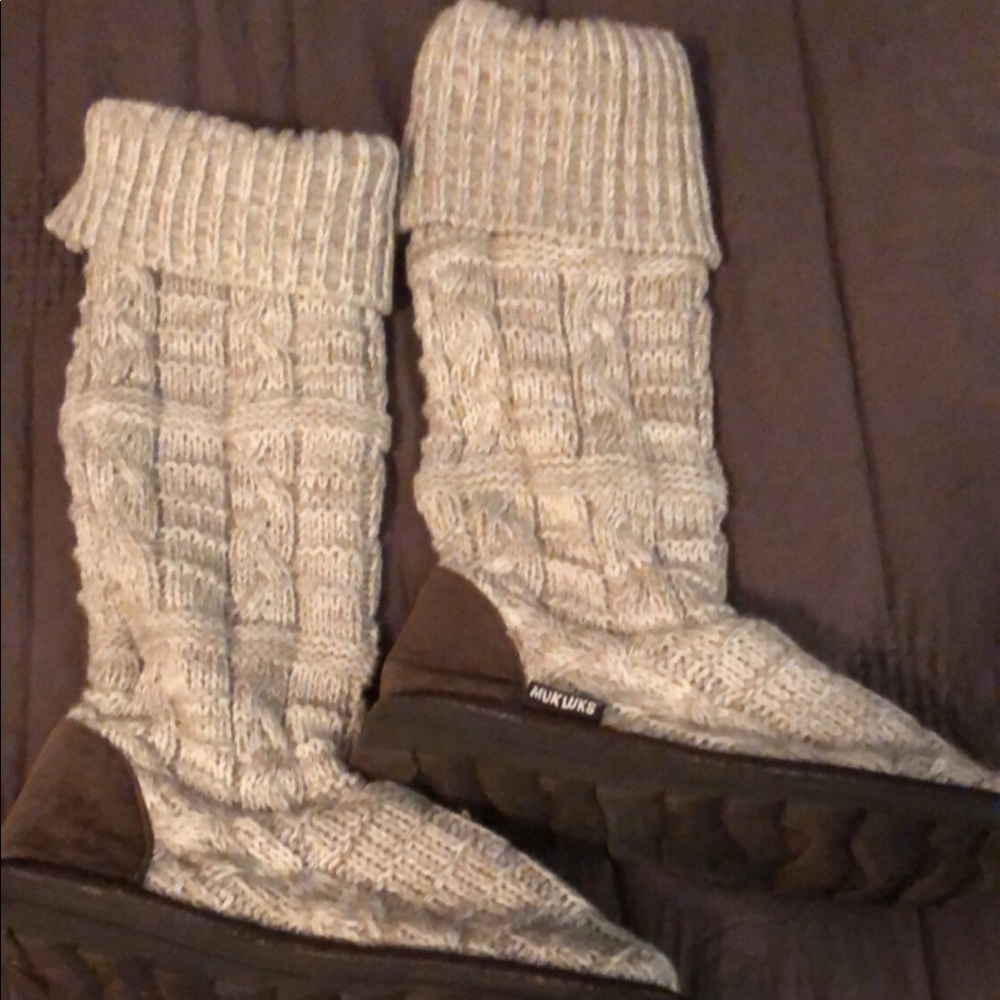 Muk luk cable knit sweater boots